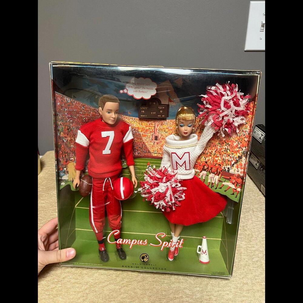 Campus Spirit Barbie and Ken Doll Giftset Gold Label 2008 Mattel NRFB